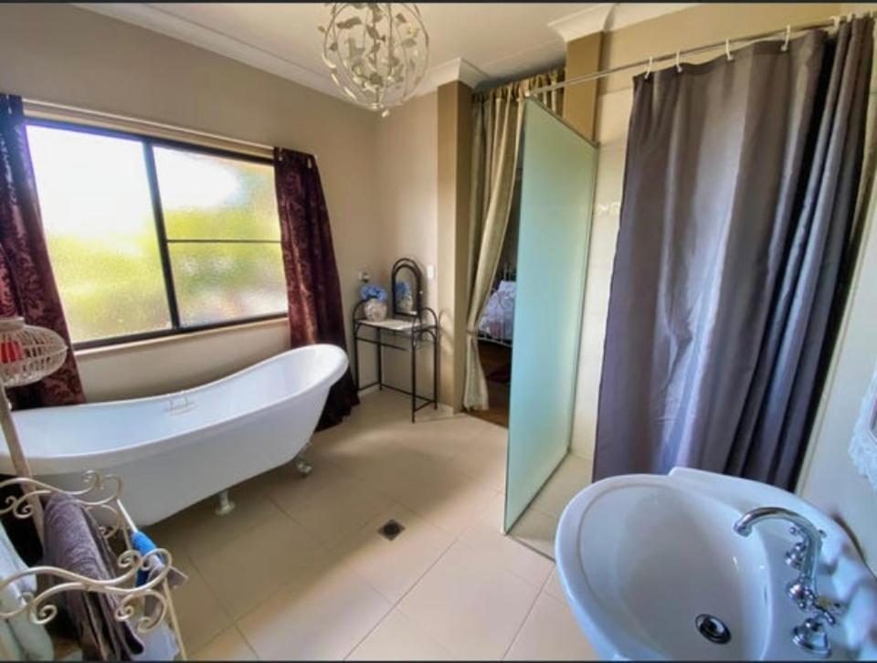 Golden Lace B&B Sarina Εξωτερικό φωτογραφία